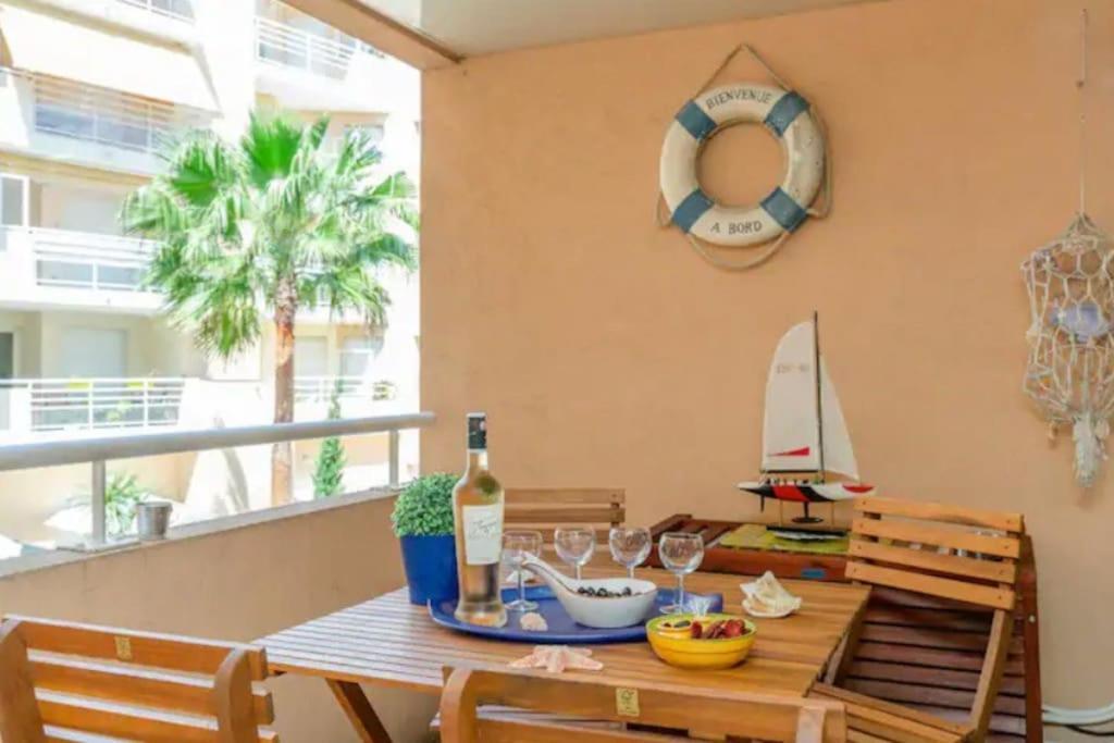St Roch 2 - Appart 300 M De La Gare, Clim, Terrasse, Garage Antibes Dış mekan fotoğraf